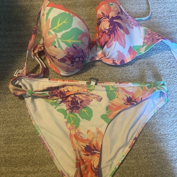 aerie Other - Aerie Multicolor Floral Bikini Bottom
